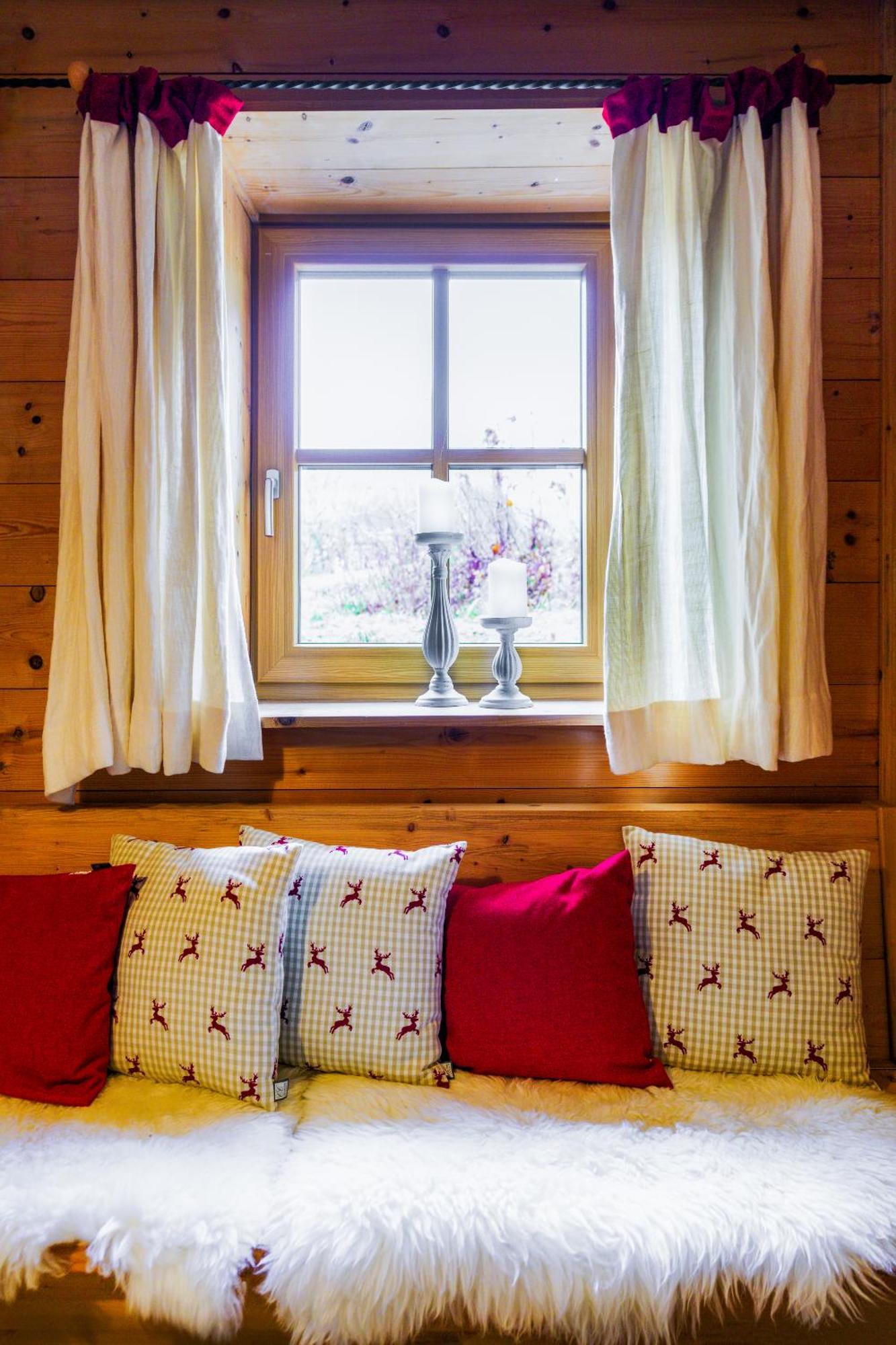 Ski-In & Ski-Out Out Chalet Maria With Amazing Mountain View Мариа-Альм Экстерьер фото